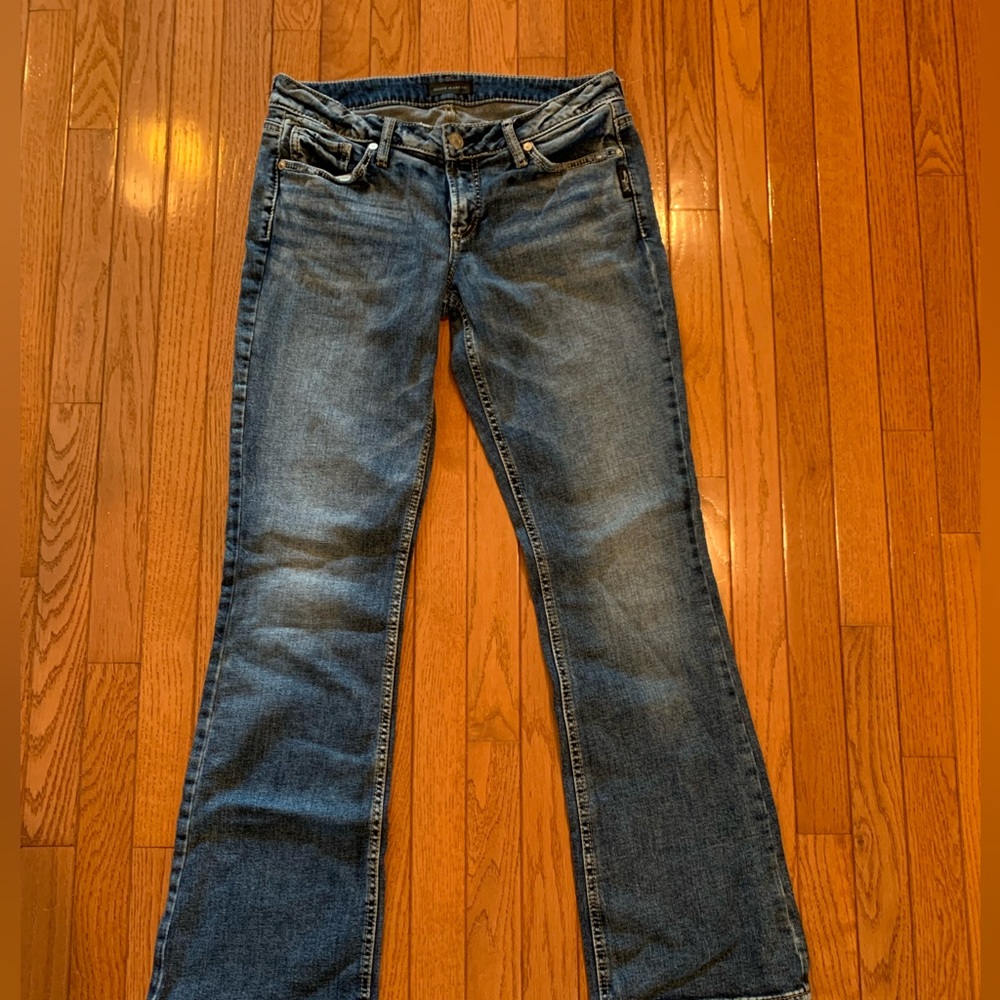 Brand new never worn Silver Suki bootcut jeans size 29/33